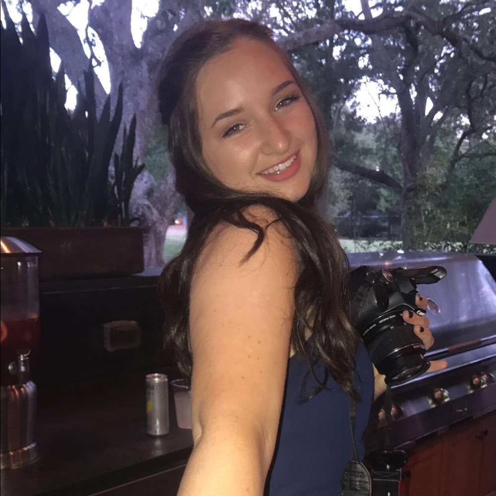 Meet your Posher, Samantha